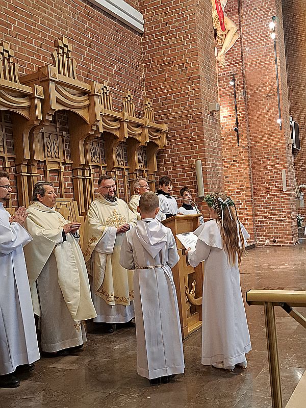 I KOMUNIA ŚWIĘTA 17.05.2025 r. - zdjęcie 24