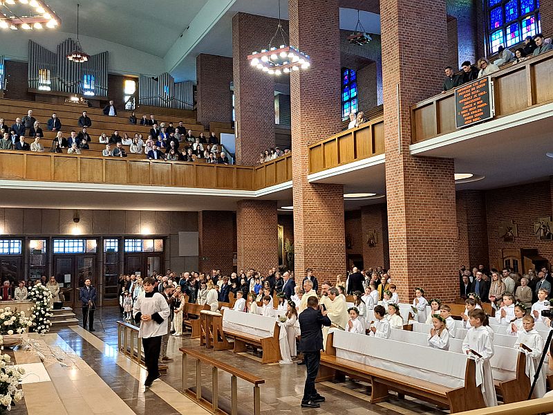 I KOMUNIA ŚWIĘTA 17.05.2025 r. - zdjęcie 20