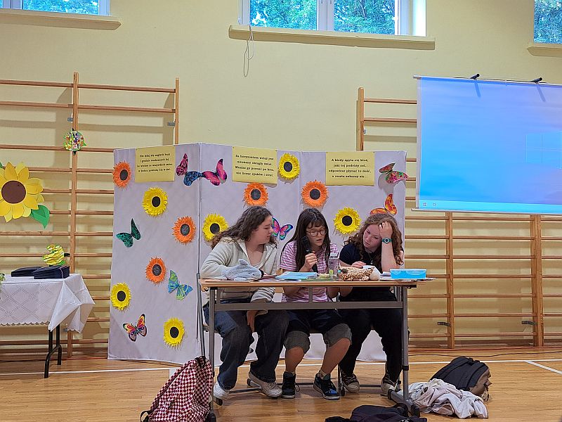 Bal Ósmoklasistów Pożegnanie klas ósmych 2025 - zdjęcie 2