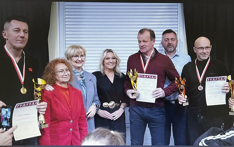 Mistrzostwa Polski Nauczycieli i Pracowników Oświaty w Badmintonie - zdjęcie 3