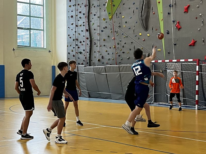 Piłka ręczna - zdjęcie 4