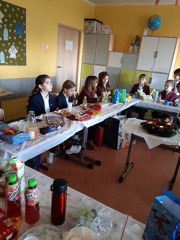 Wigilie klasowe 2025 - zdjęcie 11