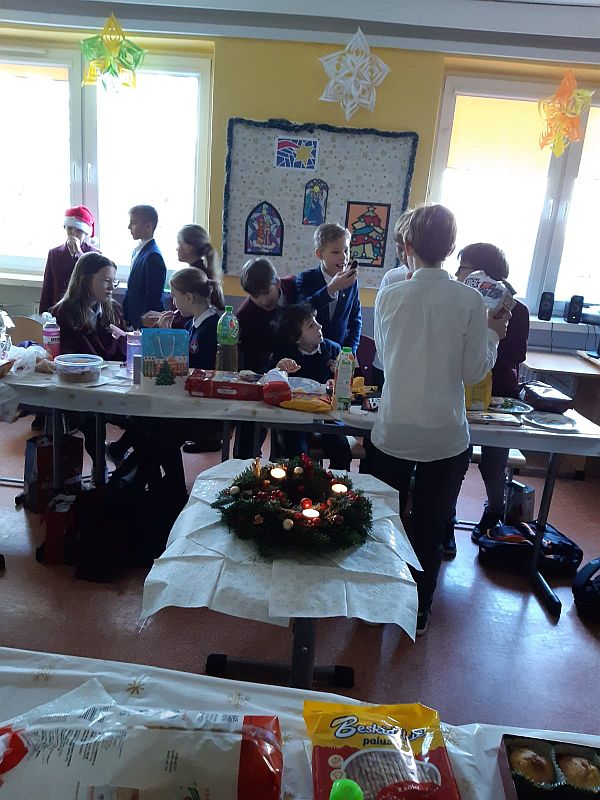 Wigilie klasowe 2025 - zdjęcie 15