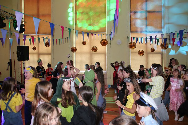 Bal karnawałowy 2026 klasy 1-4 - zdjęcie 3