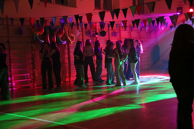 Bal karnawałowy 2026 klasy 5-8 - zdjęcie 2