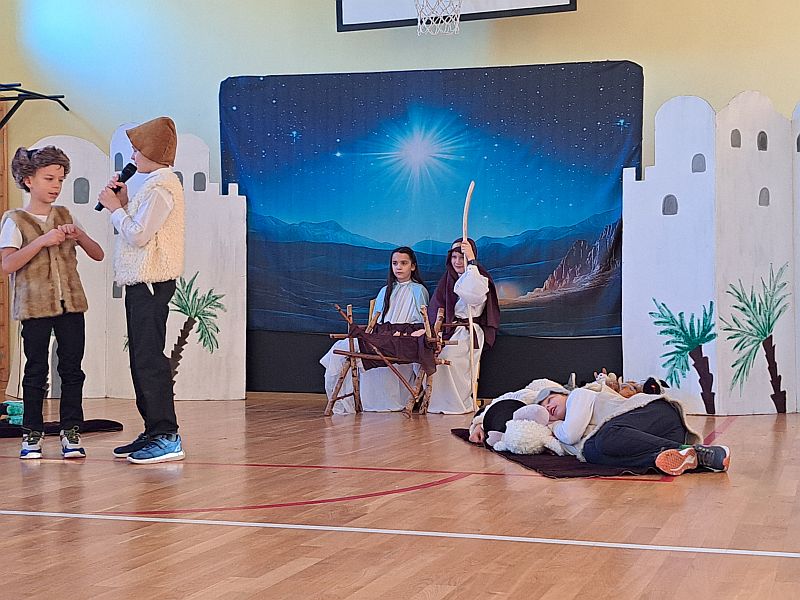 Jasełka 2025 klasa 3b - zdjęcie 13