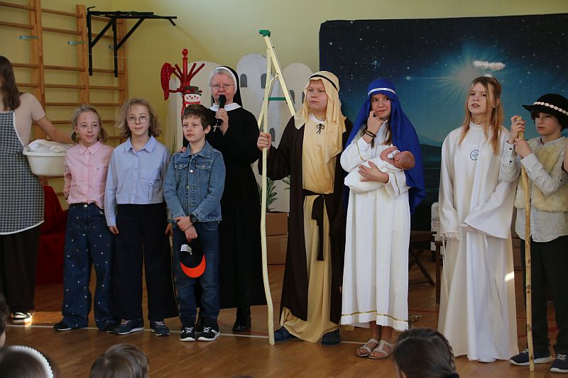 Jasełka 2025 klasa 6a - zdjęcie 18