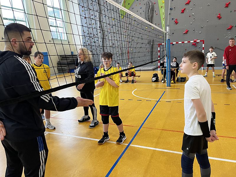Piłka siatkowa-Mistrzostwa Powiatu - zdjęcie 4
