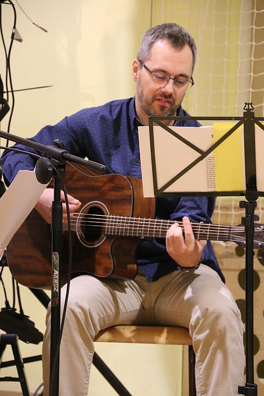 RODZINNE KOLĘDOWANIE W KSP - zdjęcie 5