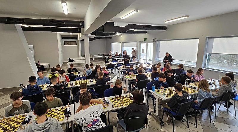 Drużynowe Mistrzostwa Gdyni w Szachach - zdjęcie 2