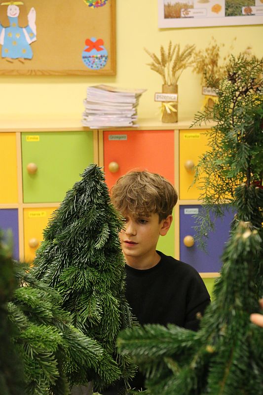 Warsztaty Choinkowe 15.12.2025 r. - zdjęcie 14