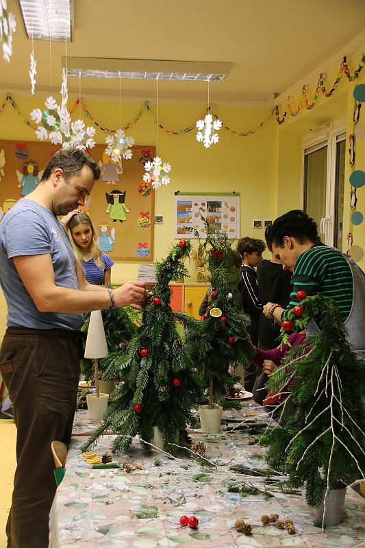 Warsztaty Choinkowe 15.12.2025 r. - zdjęcie 18