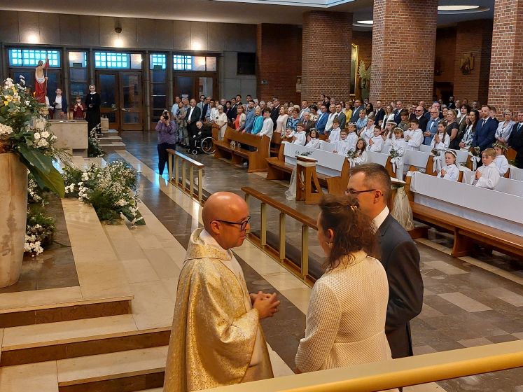 I Komunia Święta naszych dzieci - zdjęcie 25