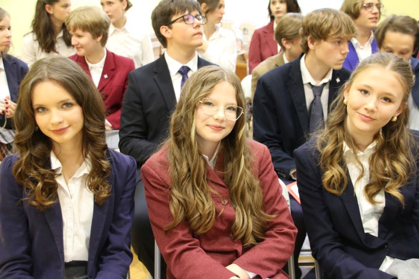 Pożegnanie ósmych klas - 2024 - zdjęcie 12