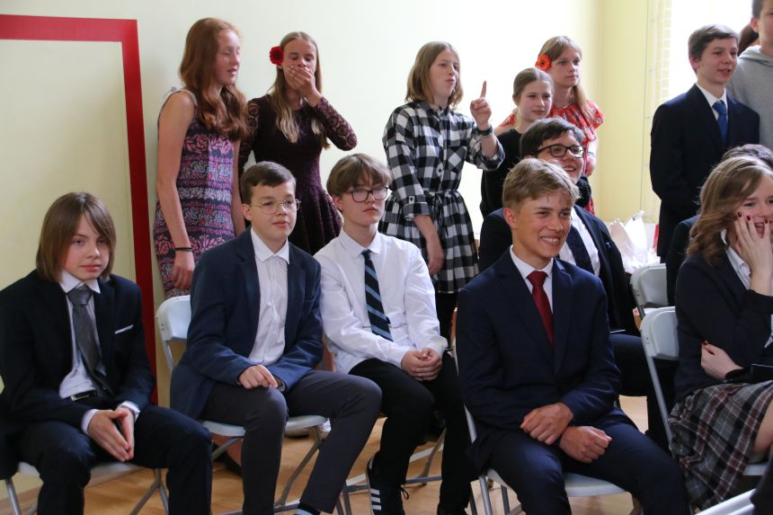 Pożegnanie ósmych klas - 2024 - zdjęcie 24