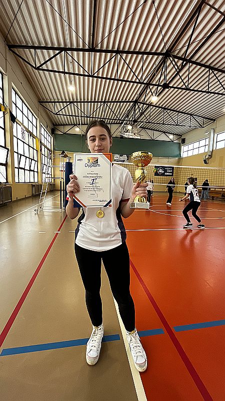 Mistrzostwa Gdyni Igrzysk Młodzieży Szkolnej w Siatkówce Dziewcząt - zdjęcie 6