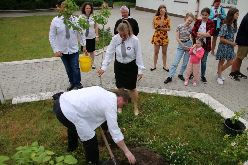 Pożegnanie ósmej klasy - zdjęcie 26