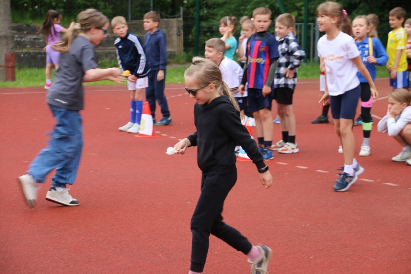 Dzień sportu dla klas 1-3 - zdjęcie 44