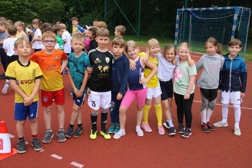Dzień sportu dla klas 1-3 - zdjęcie 66