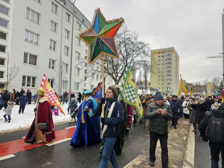 Orszak Trzech Króli 2024 - folorelacja - zdjęcie 39