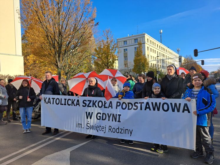 105. Gdyńskie Urodziny Niepodległej w naszej szkole - zdjęcie 36